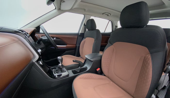 2021 Hyundai ALCAZAR PRESTIGE 1.5 MT 6STR, Diesel, Manual, 20,787 km, Right Side Front Door Cabin