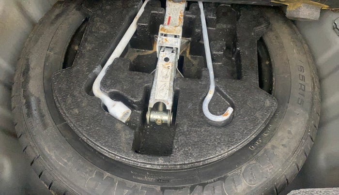 2015 Maruti Ciaz ZXI, Petrol, Manual, 30,780 km, Spare Tyre