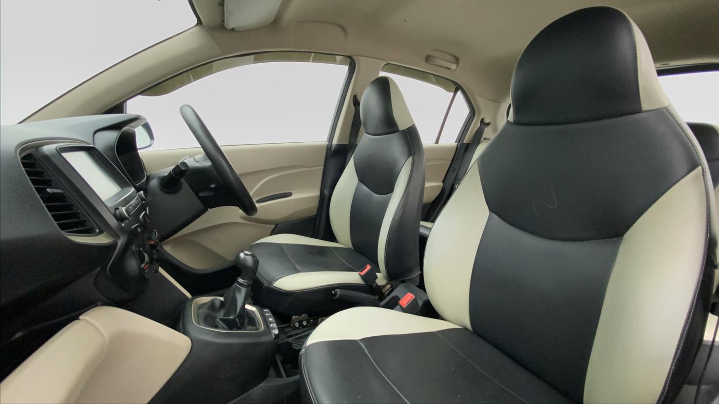 2019 Hyundai NEW SANTRO 1.1 SPORTZ MT CNG, CNG, Manual, 31,170 km, Right Side Front Door Cabin