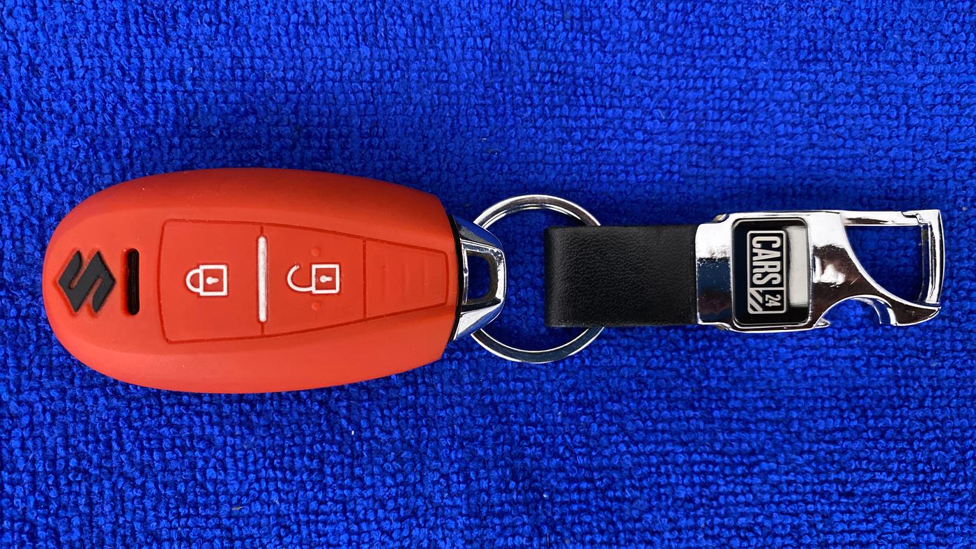 2020 Maruti S Cross ALPHA AT SMART HYBRID, Petrol, Automatic, 36,468 km, Key Close Up