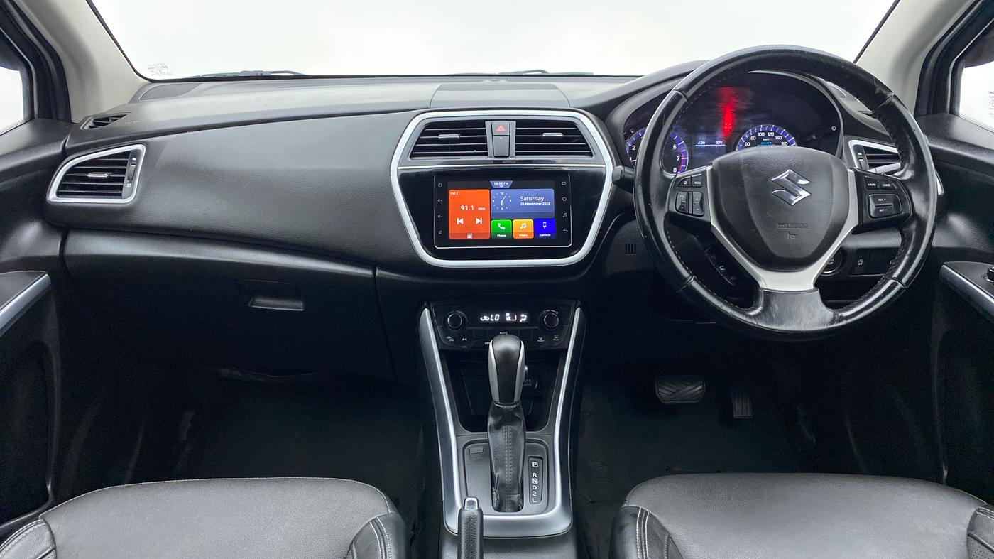 2020 Maruti S Cross ALPHA AT SMART HYBRID, Petrol, Automatic, 36,468 km, Dashboard