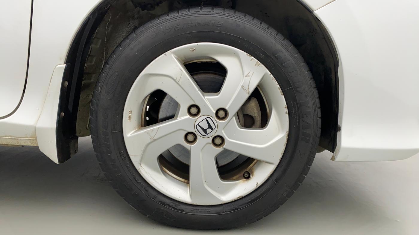 2016 Honda City V MT PETROL, Petrol, Manual, 28,606 km, Right Front Wheel