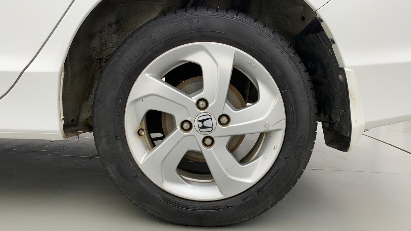 2016 Honda City V MT PETROL, Petrol, Manual, 28,606 km, Left Rear Wheel