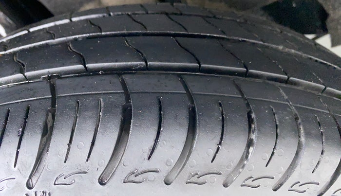 2019 Maruti Baleno DELTA PETROL 1.2, Petrol, Manual, 29,414 km, Right Rear Tyre Tread