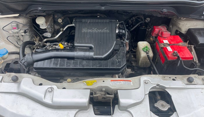 2014 Maruti Ritz VXI, Petrol, Manual, 73,204 km, Engine View
