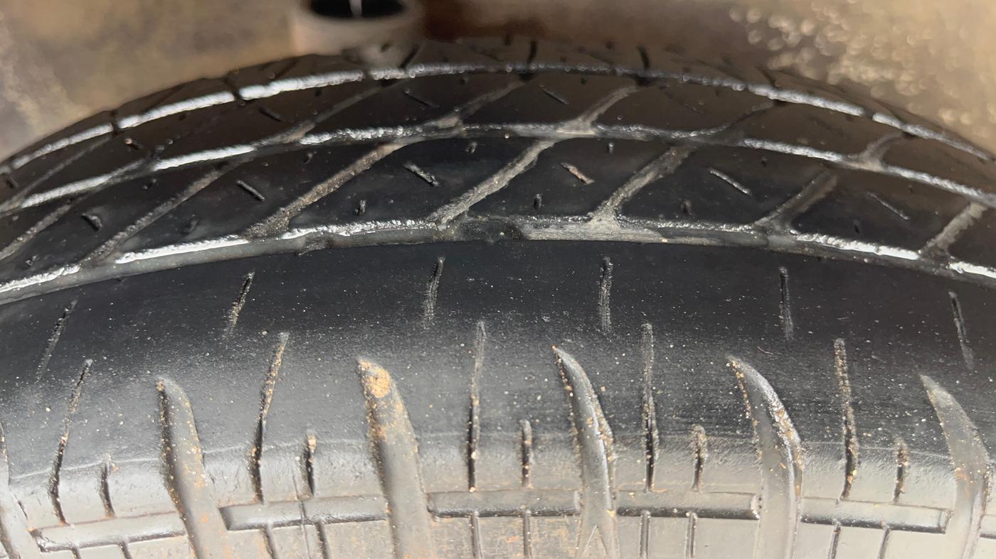 2014 Maruti Ritz VXI, Petrol, Manual, 73,204 km, Right Rear Tyre Tread