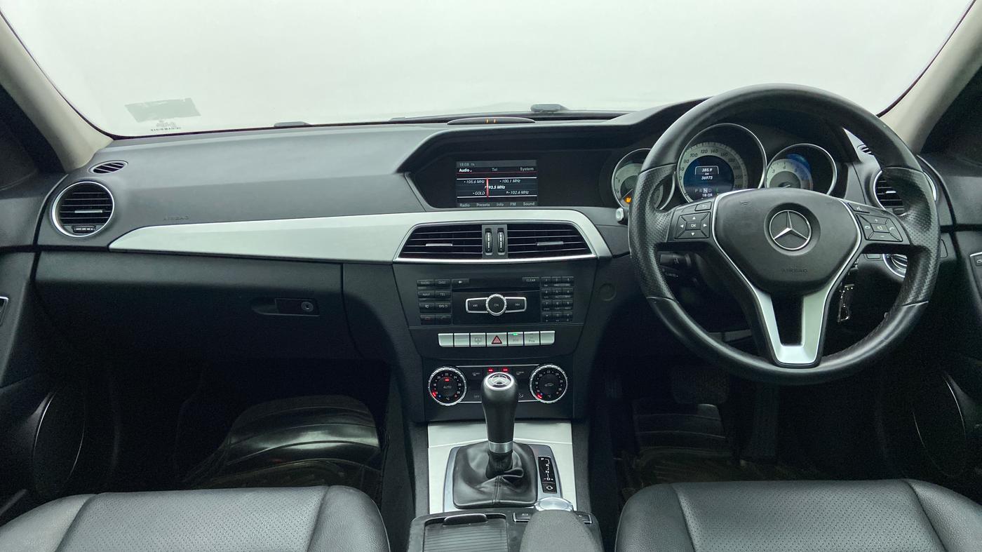 2014 Mercedes Benz C Class C 200 AVANTGARDE, Petrol, Automatic, 38,597 km, Dashboard