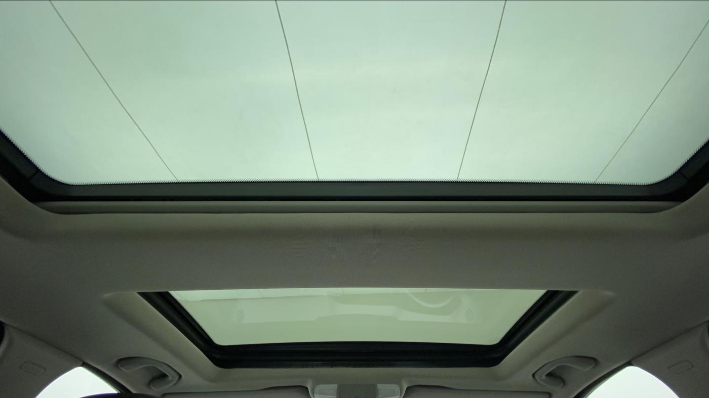 2014 Mercedes Benz C Class C 200 AVANTGARDE, Petrol, Automatic, 38,597 km, Moonroof/ Sunroof