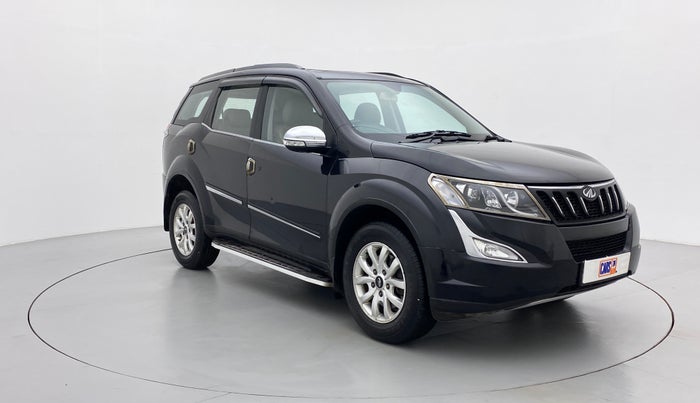 2017 Mahindra XUV500 W10 FWD, Diesel, Manual, 63,306 km, Right Front Diagonal