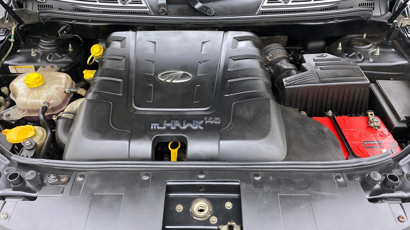 2017 Mahindra XUV500 W10 FWD, Diesel, Manual, 63,306 km, Open Bonet