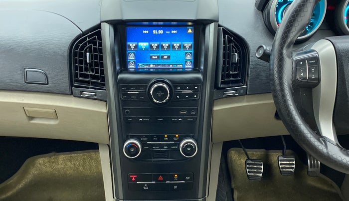 2017 Mahindra XUV500 W10 FWD, Diesel, Manual, 63,306 km, Air Conditioner