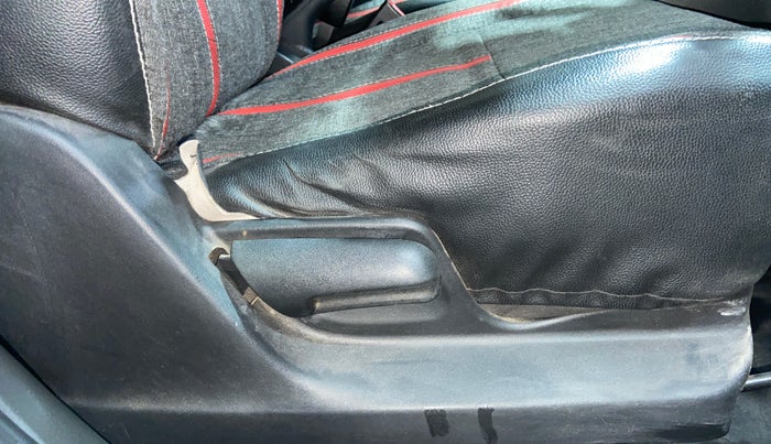 2017 Maruti Swift LXI (O), Petrol, Manual, 66,537 km, Driver Side Adjustment Panel