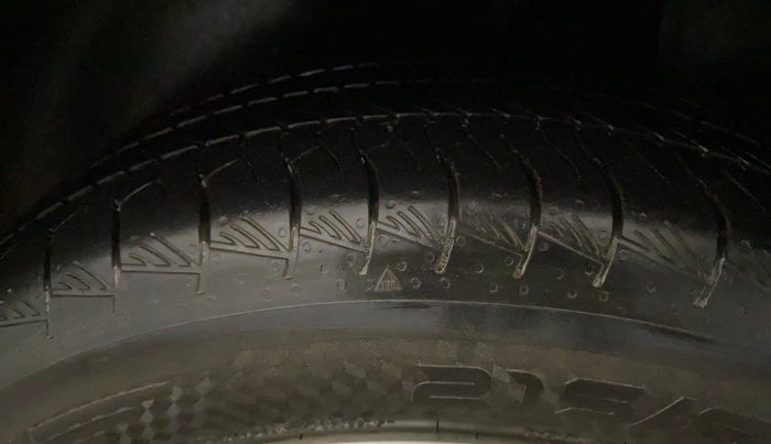 2016 Hyundai Creta SX PLUS AT 1.6 PETROL, Petrol, Automatic, 1,19,342 km, Left Rear Tyre Tread