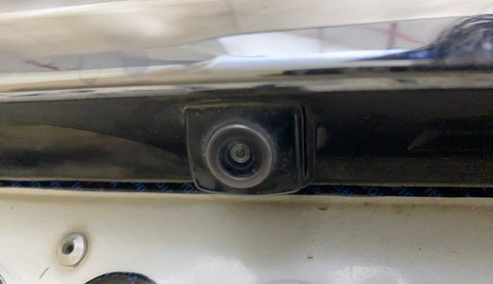 2016 Hyundai Creta SX PLUS AT 1.6 PETROL, Petrol, Automatic, 1,19,342 km, Parking Camera