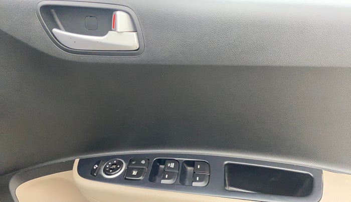 2016 Hyundai Grand i10 ASTA (O) 1.2 KAPPA VTVT, Petrol, Manual, 43,970 km, Driver Side Door Panels Control