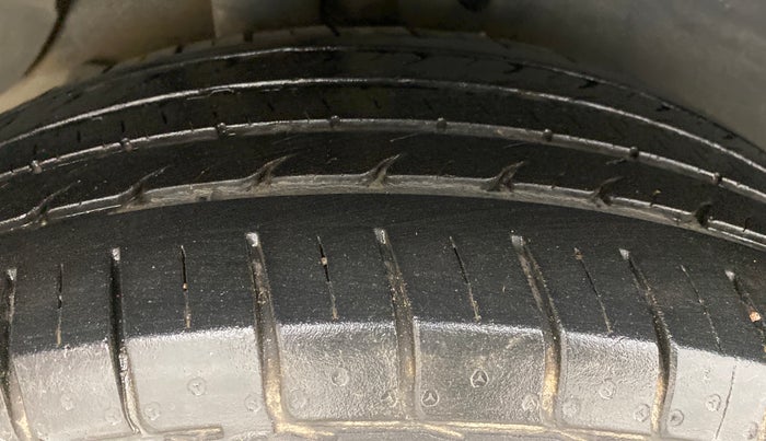 2017 Hyundai Creta E PLUS 1.6 PETROL, Petrol, Manual, 44,380 km, Right Rear Tyre Tread