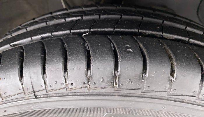 2019 Hyundai NEW SANTRO 1.1 MAGNA MT, Petrol, Manual, 1,980 km, Right Front Tyre Tread