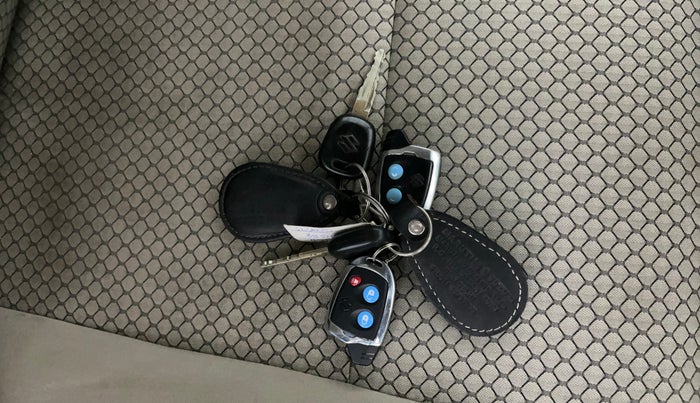 2022 Maruti New Wagon-R LXI CNG 1.0, CNG, Manual, 46,918 km, Key Close Up