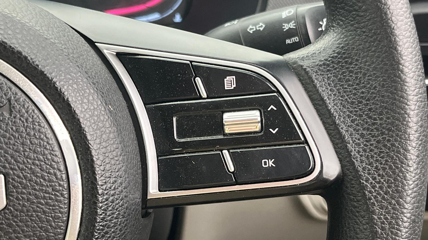 2024 KIA CARENS Prestige (O) 1.5 Petrol 7 STR, Petrol, Manual, 25,890 km, Adaptive Cruise Control