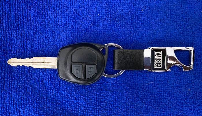 2019 Maruti Alto VXI, Petrol, Manual, 36,330 km, Key Close Up