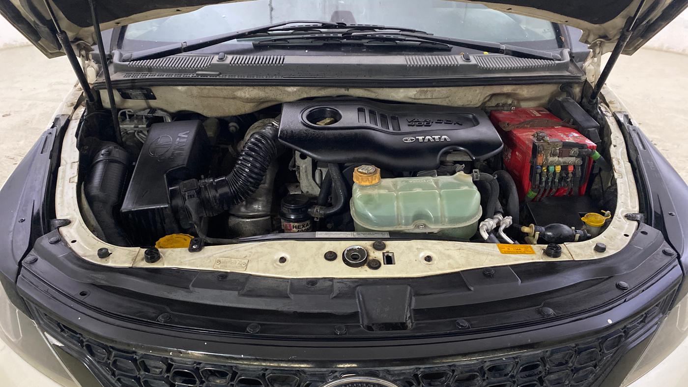 2017 Tata Hexa XTA 4X2 7 STR, Diesel, Automatic, 80,494 km, Engine View
