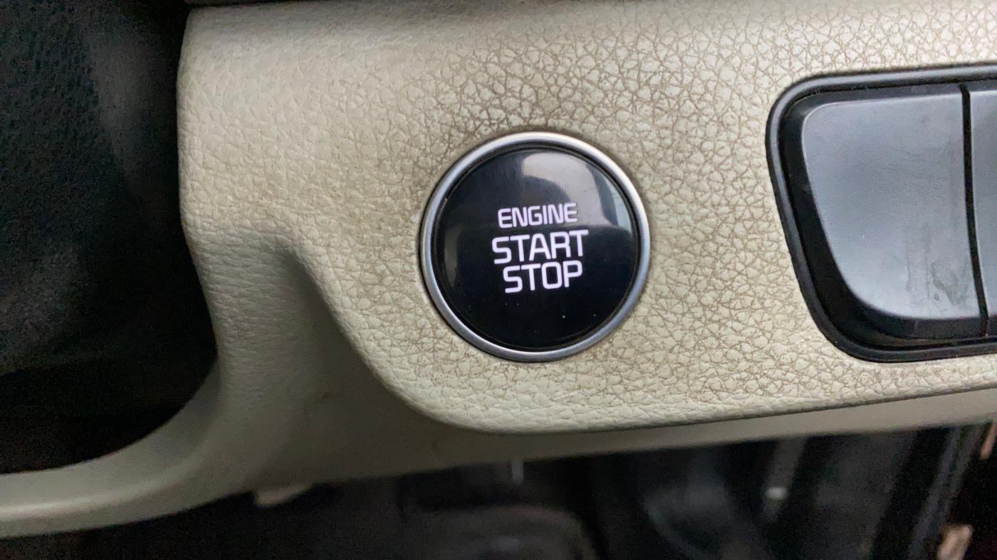 2019 KIA SELTOS HTX IVT 1.5 PETROL, Petrol, Automatic, 1,30,104 km, Keyless Start/ Stop Button