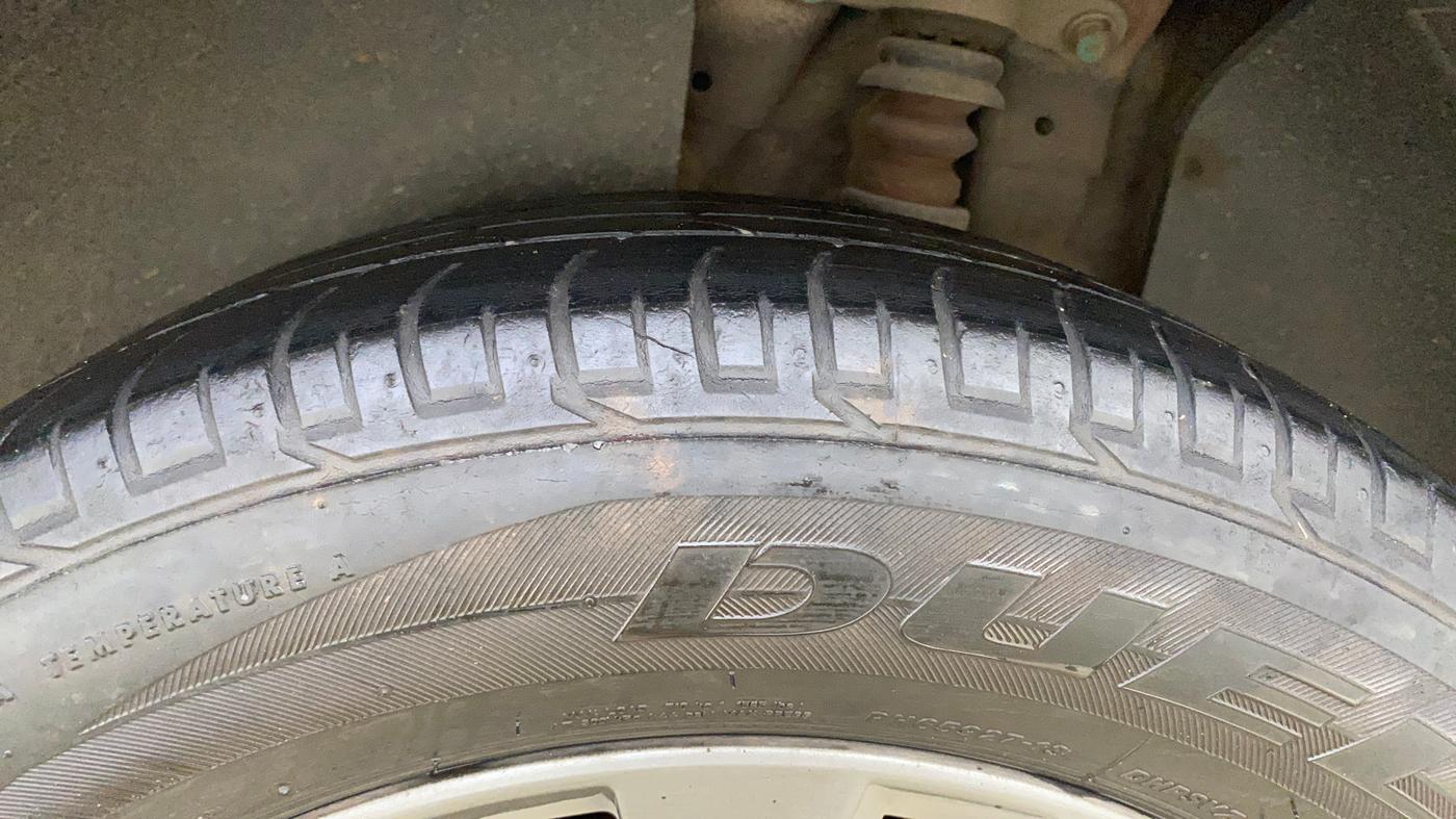 2019 KIA SELTOS HTX IVT 1.5 PETROL, Petrol, Automatic, 1,30,104 km, Left Rear Tyre Tread