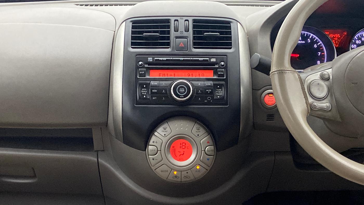 2012 Nissan Sunny XV PETROL, Petrol, Manual, 1,19,652 km, Air Conditioner