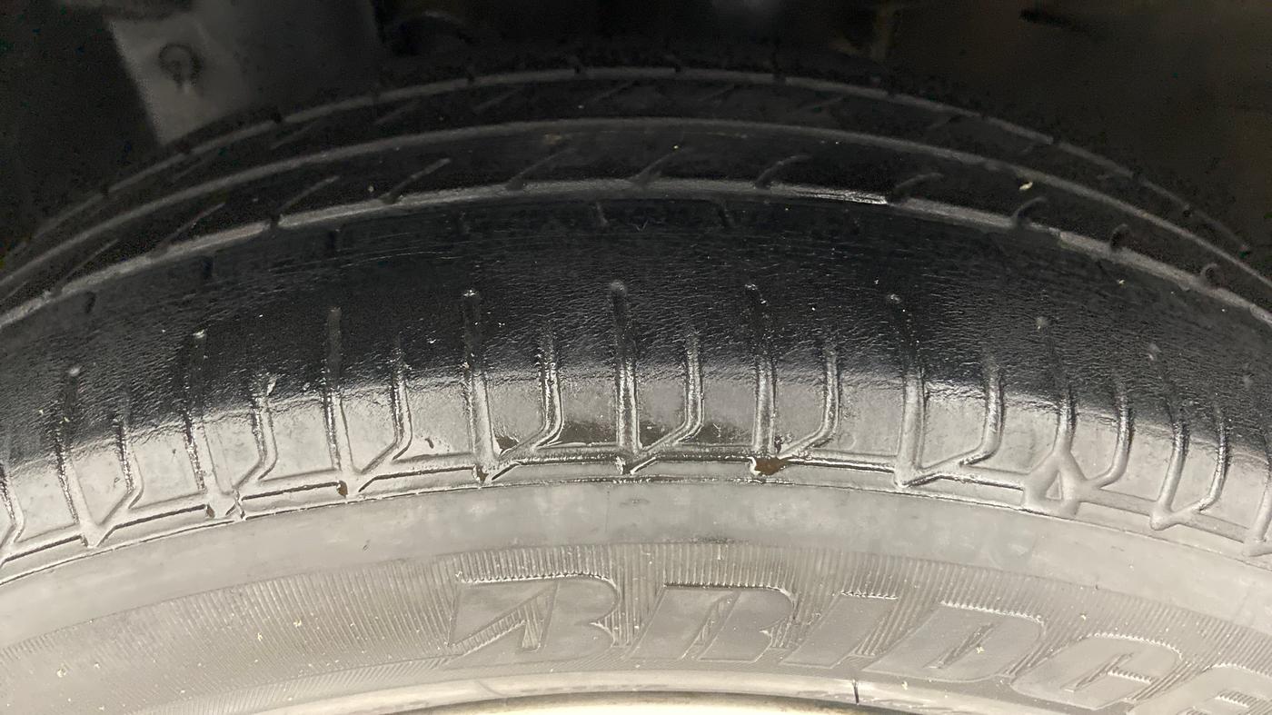2012 Nissan Sunny XV PETROL, Petrol, Manual, 1,19,652 km, Left Front Tyre Tread