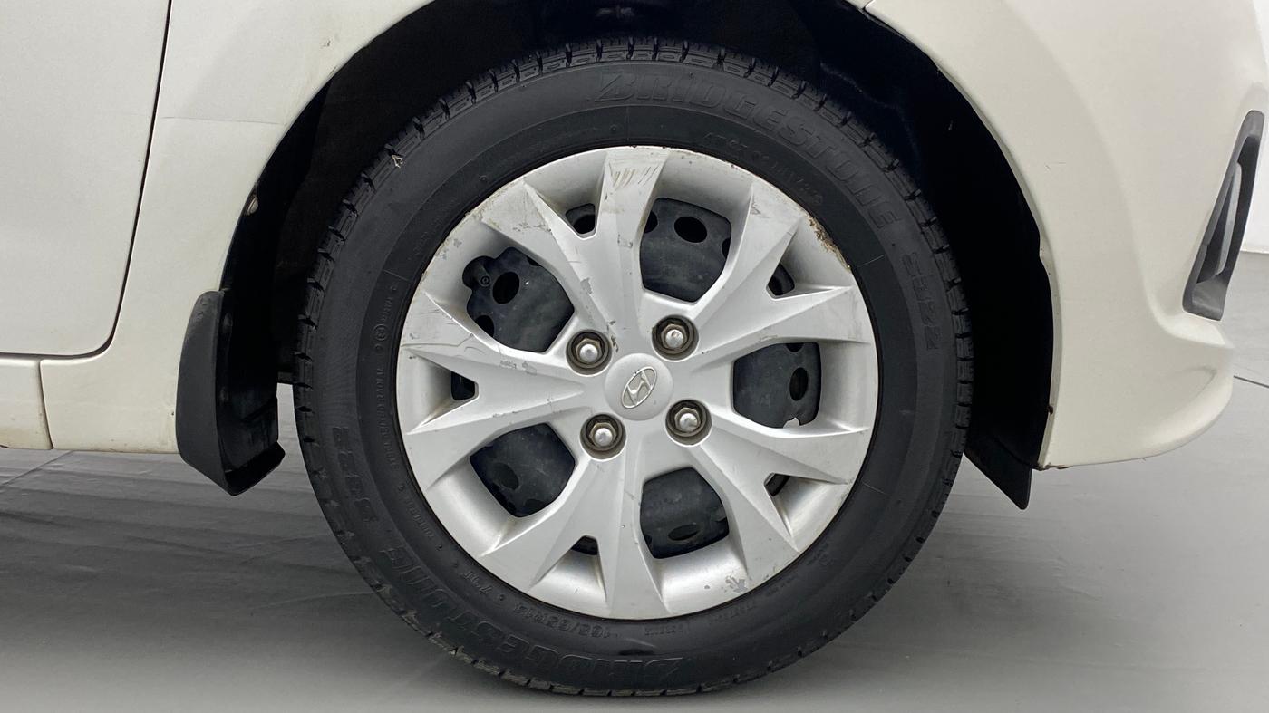 2015 Hyundai Grand i10 MAGNA 1.2 KAPPA VTVT, Petrol, Manual, 45,358 km, Right Front Wheel