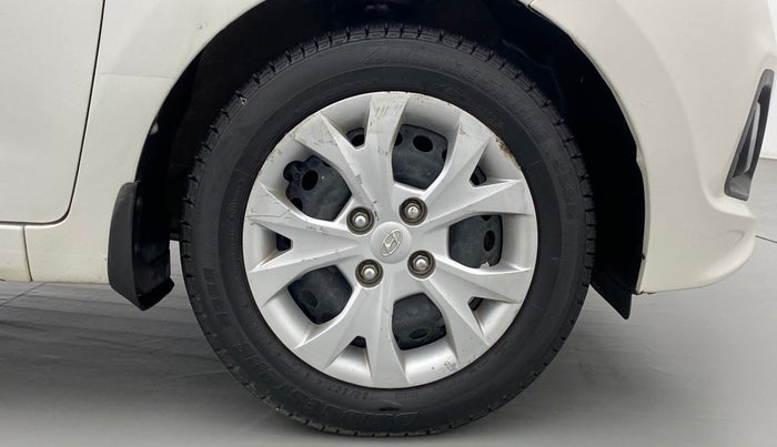 2015 Hyundai Grand i10 MAGNA 1.2 KAPPA VTVT, Petrol, Manual, 45,358 km, Right Front Wheel