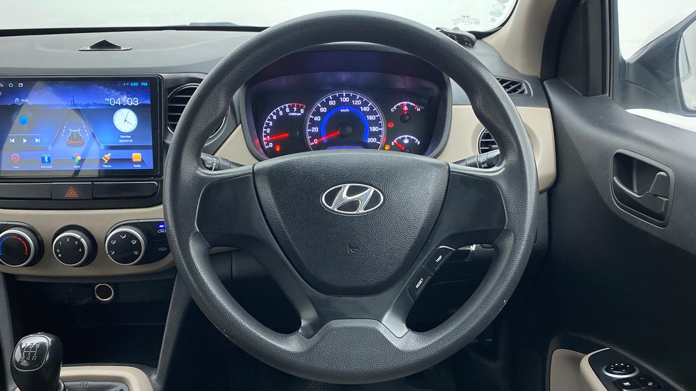 2015 Hyundai Grand i10 MAGNA 1.2 KAPPA VTVT, Petrol, Manual, 45,358 km, Steering Wheel Close Up