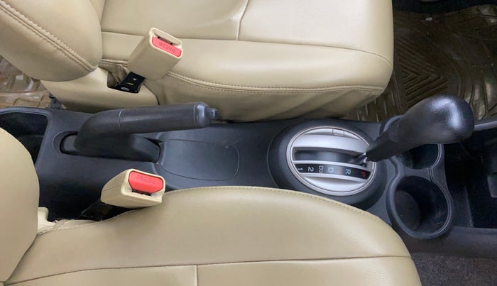 2015 Honda Amaze 1.2L I-VTEC S AT, Petrol, Automatic, 85,826 km, Gear Lever