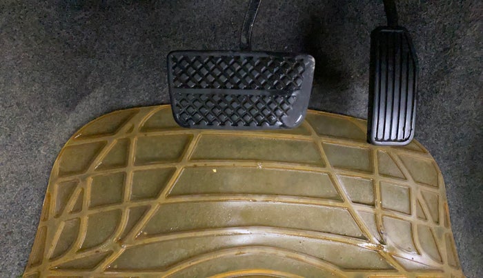 2015 Honda Amaze 1.2L I-VTEC S AT, Petrol, Automatic, 85,826 km, Pedals