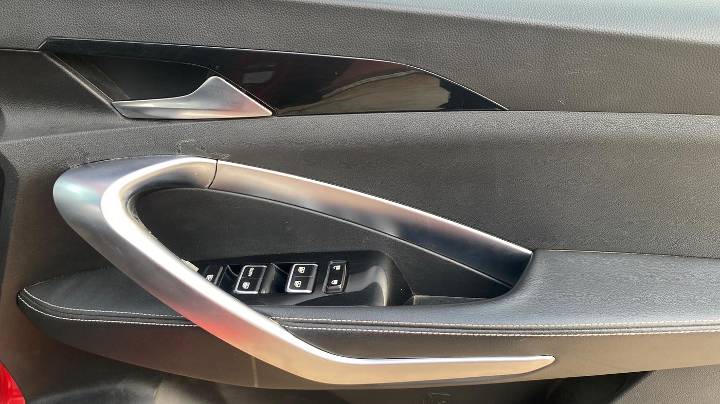 2019 MG HECTOR SHARP 2.0 DIESEL, Diesel, Manual, 63,545 km, Driver Side Door Panels Control