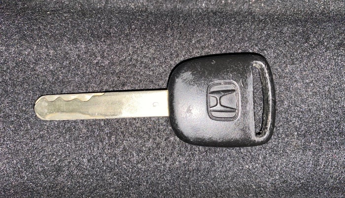 2016 Honda Jazz 1.2L I-VTEC V, Petrol, Manual, 90,696 km, Key Close Up