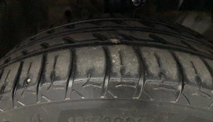 2016 Honda Jazz 1.2L I-VTEC V, Petrol, Manual, 90,696 km, Right Front Tyre Tread