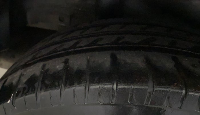 2016 Honda Jazz 1.2L I-VTEC V, Petrol, Manual, 90,696 km, Right Rear Tyre Tread