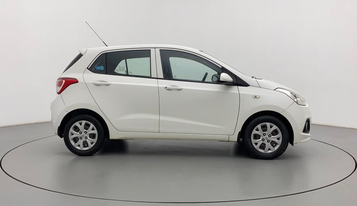 2016 Hyundai Grand i10 MAGNA 1.2 KAPPA VTVT, Petrol, Manual, 17,440 km, Right Side View