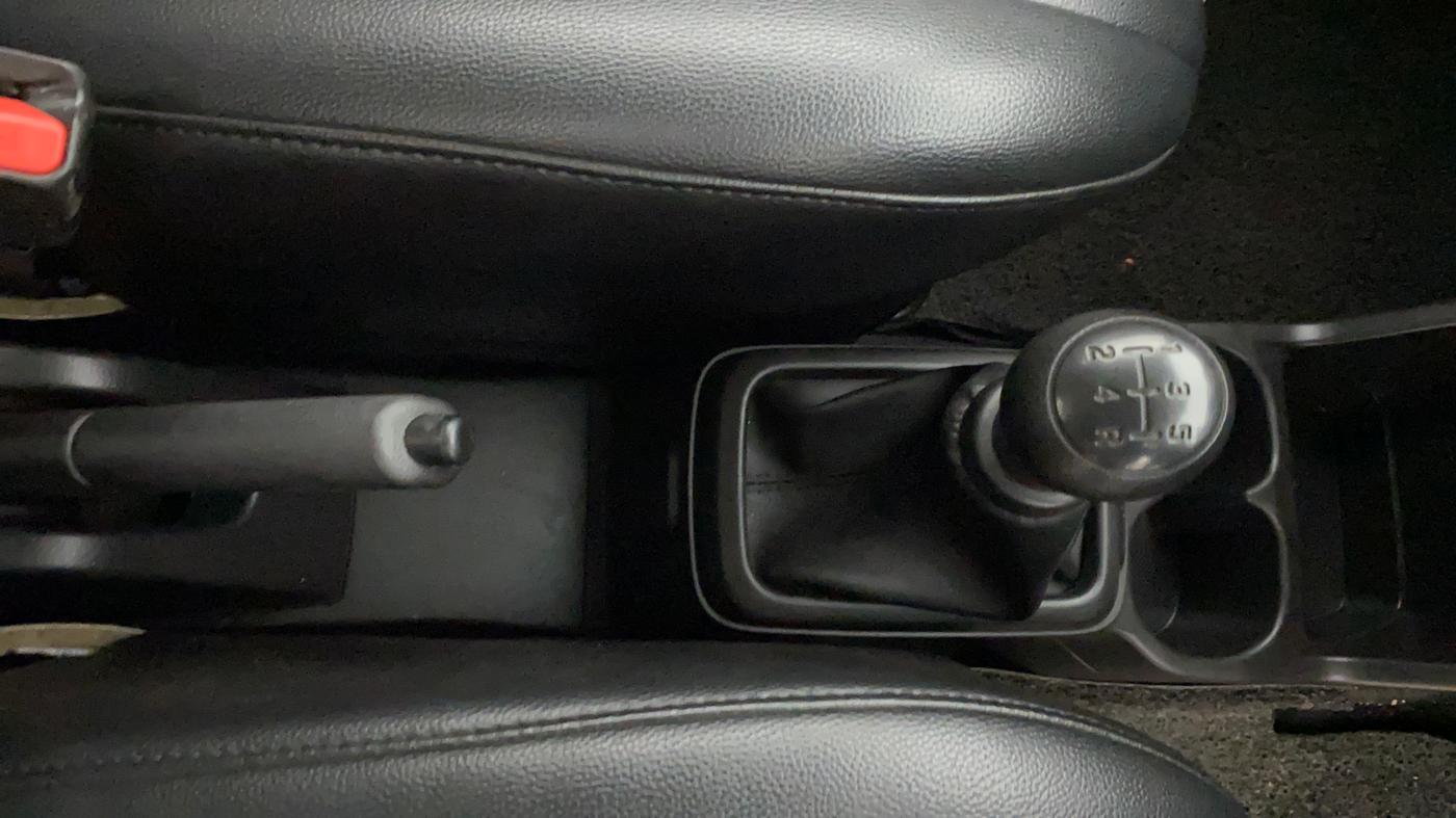 2019 Maruti S PRESSO VXI+, Petrol, Manual, 39,036 km, Gear Lever