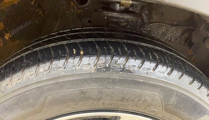 2019 Maruti S PRESSO VXI+, Petrol, Manual, 39,036 km, Right Front Tyre Tread