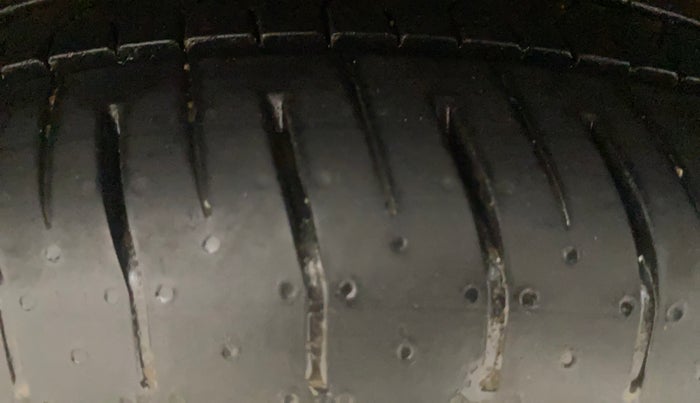 2024 Hyundai Verna SX (O) 1.5 TURBO PETROL DCT, Petrol, Automatic, 10,808 km, Right Rear Tyre Tread