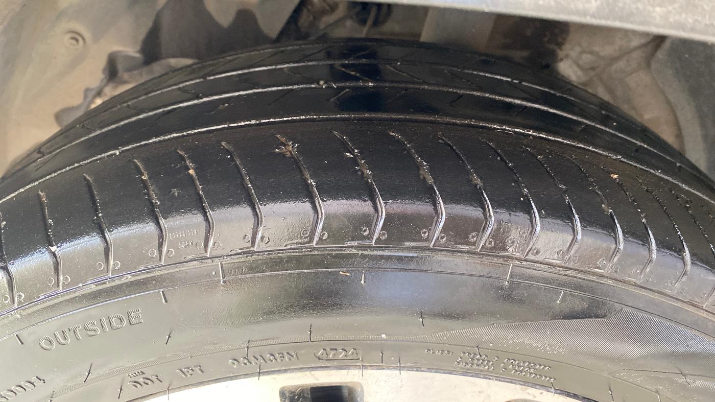 2021 MG HECTOR SHARP 1.5 PETROL CVT, Petrol, Automatic, 89,511 km, Left Front Tyre Tread