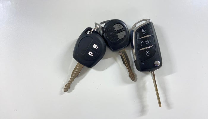 2020 Maruti Swift VXI, Petrol, Manual, 56,413 km, Key Close Up