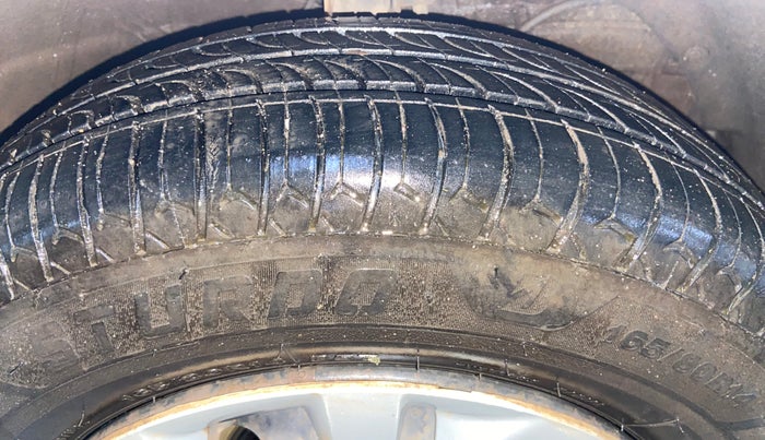 2020 Maruti Swift VXI, Petrol, Manual, 56,413 km, Right Front Tyre Tread