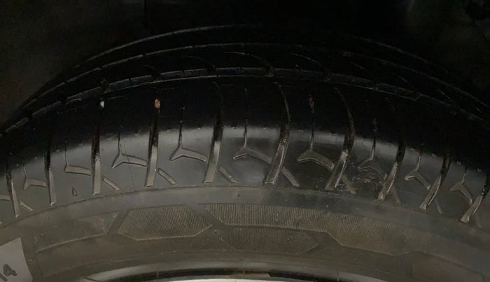 2016 Hyundai Elite i20 SPORTZ 1.2, Petrol, Manual, 63,634 km, Left Rear Tyre Tread