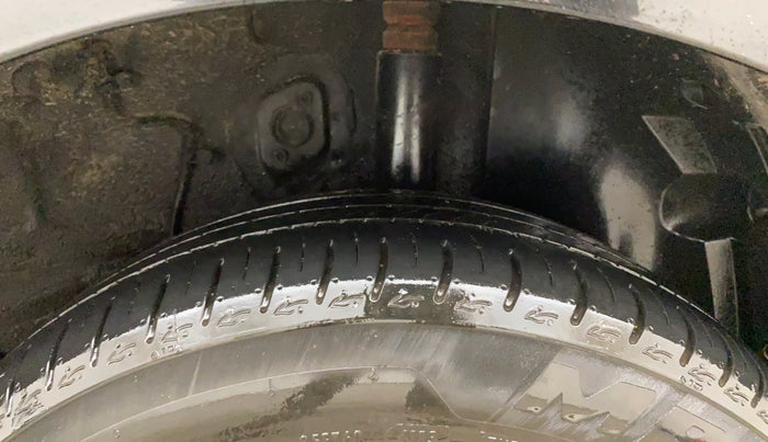 2024 Tata ALTROZ XZ Plus (S) Dark Edition, Petrol, Manual, 14,856 km, Left Rear Tyre Tread