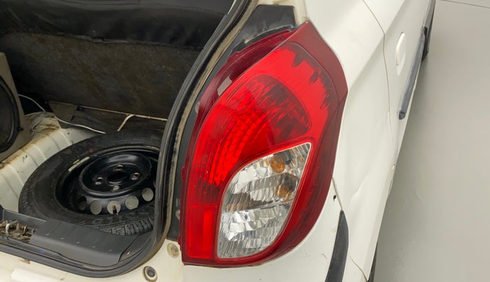 2016 Maruti Alto 800 LXI, Petrol, Manual, 34,615 km, Right tail light - Minor scratches
