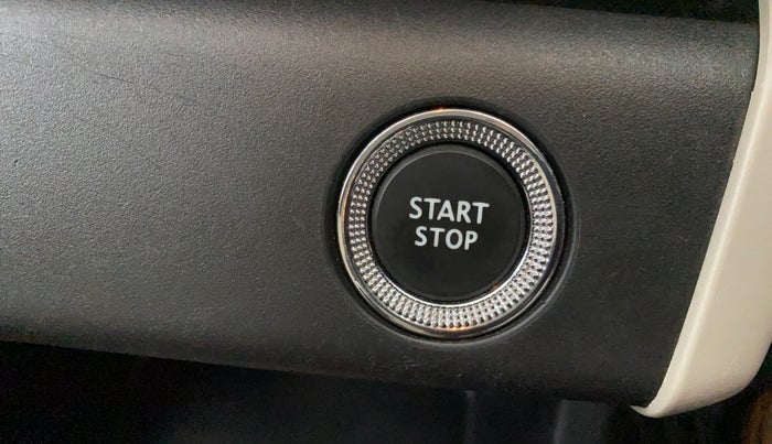 2020 Renault TRIBER RXZ, Petrol, Manual, 34,850 km, Keyless Start/ Stop Button