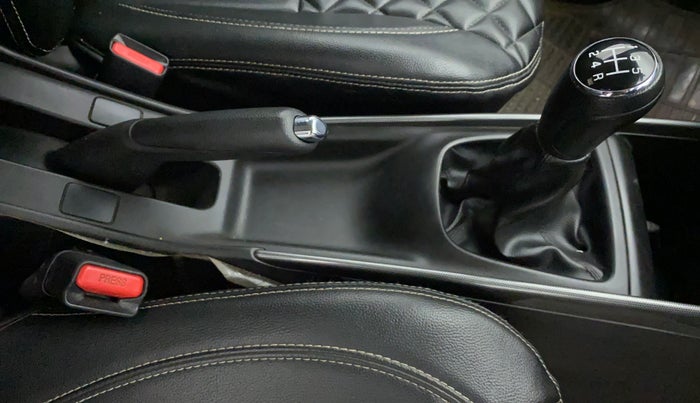 2019 Maruti Baleno ZETA PETROL 1.2, Petrol, Manual, 25,626 km, Gear Lever